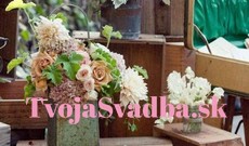 Drevené dekorácie na svadbu: 29 nápadov, ktoré ťa oslovia - TvojaSvadba.sk